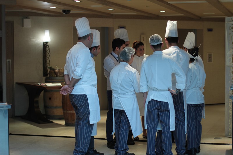 Sunday Buffet at Kempinski Summerland Hotel